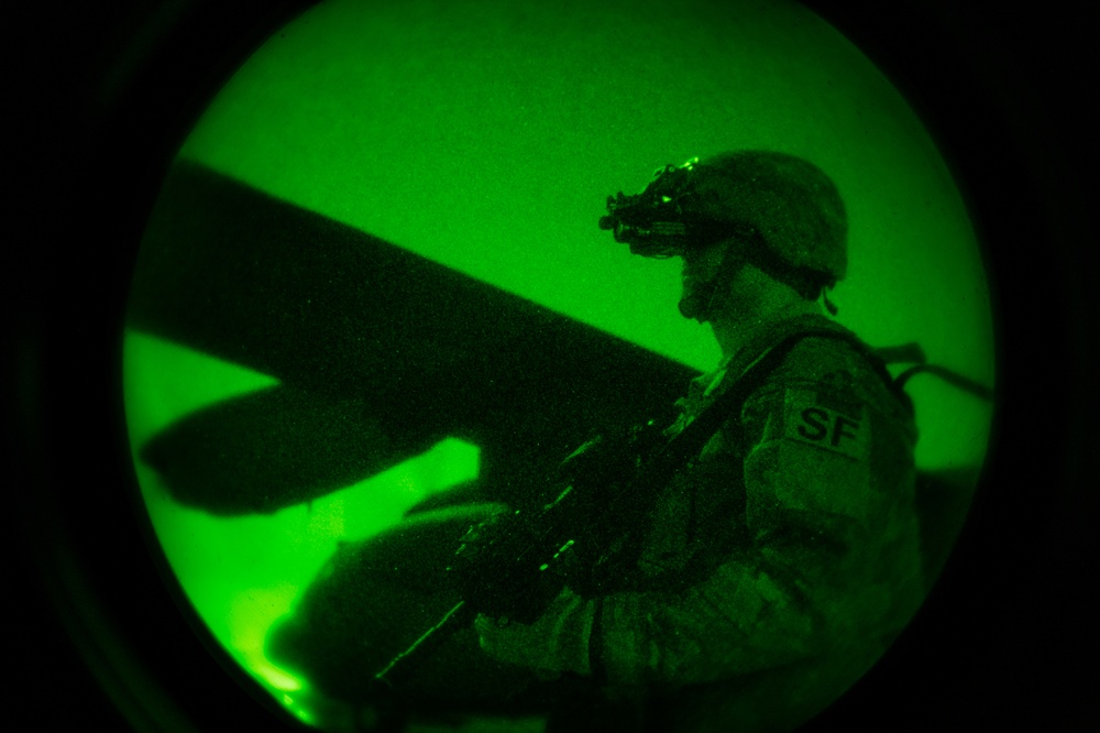 Resupplying the Fight in Iraq