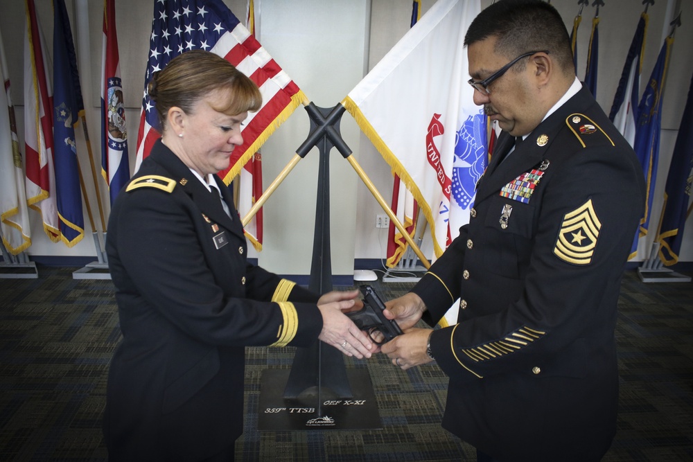 Signal Officer moves up into general officer ranks