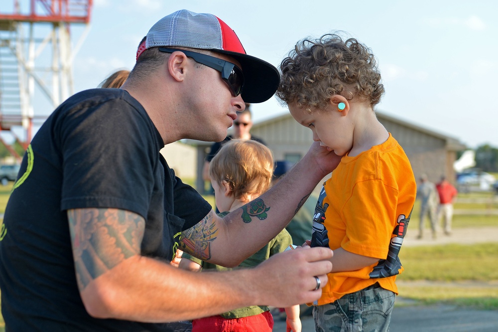 77th Fighter squadron families ‘Double Down’