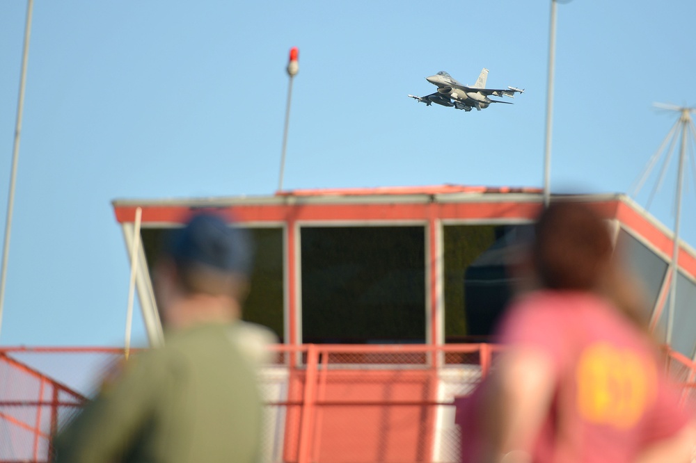 77th Fighter squadron families ‘Double Down’
