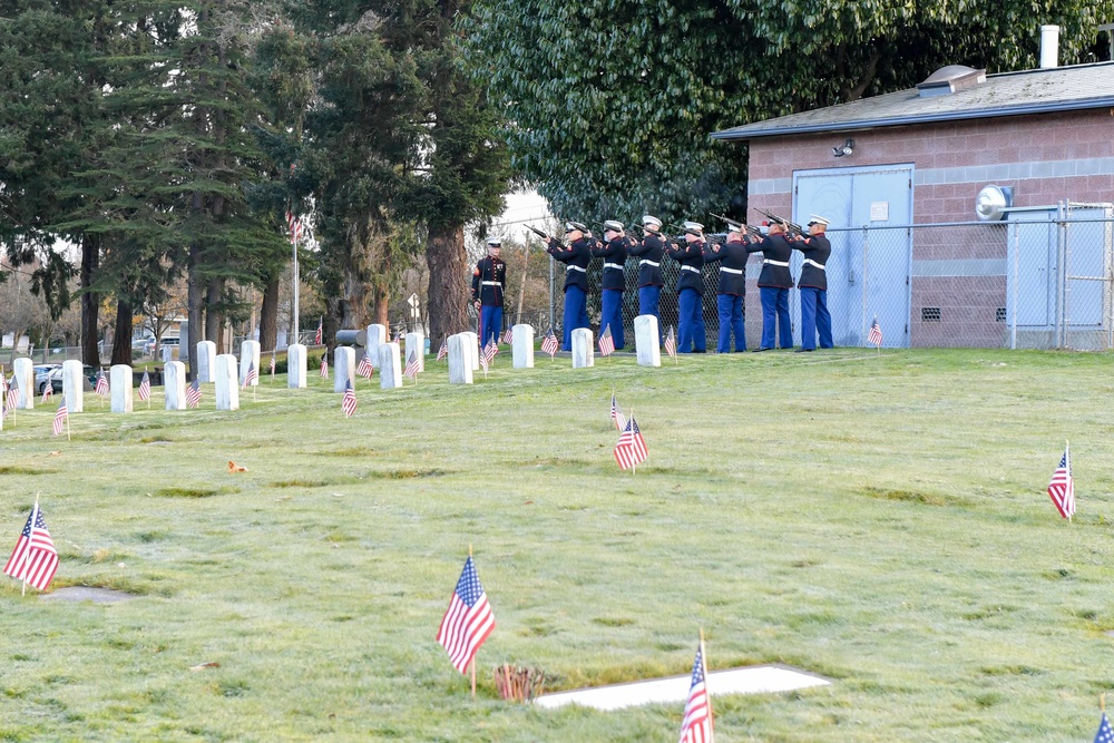 Ivy Green Cemetery hosts Wreaths Across America