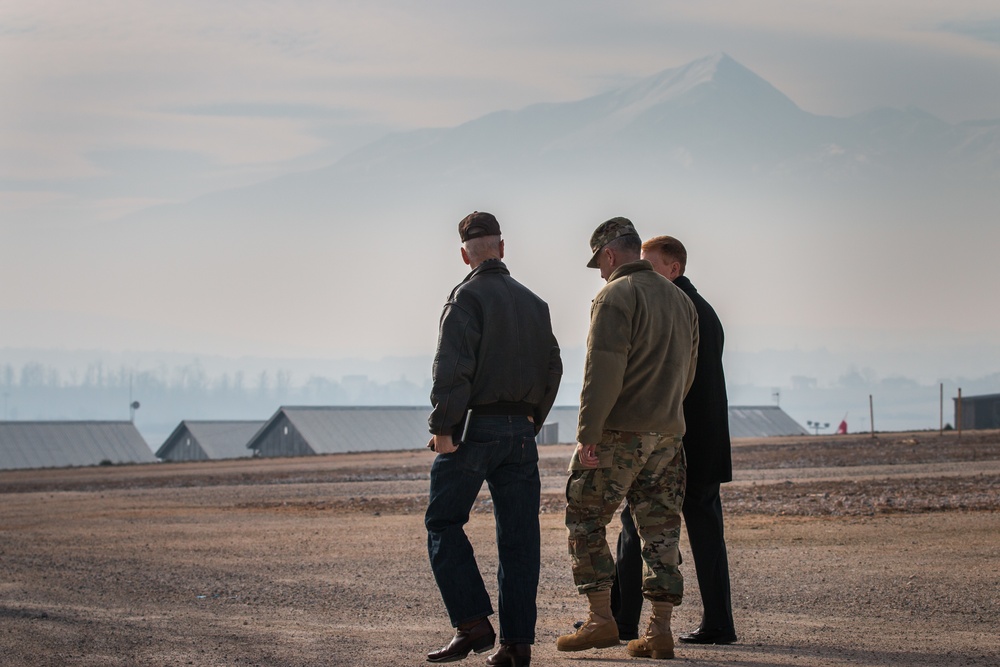 Senat and Congressional representatives visit Kosovo