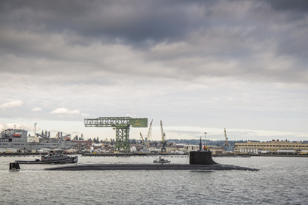 USS Connecticut (SSN 22) Departs PSNS