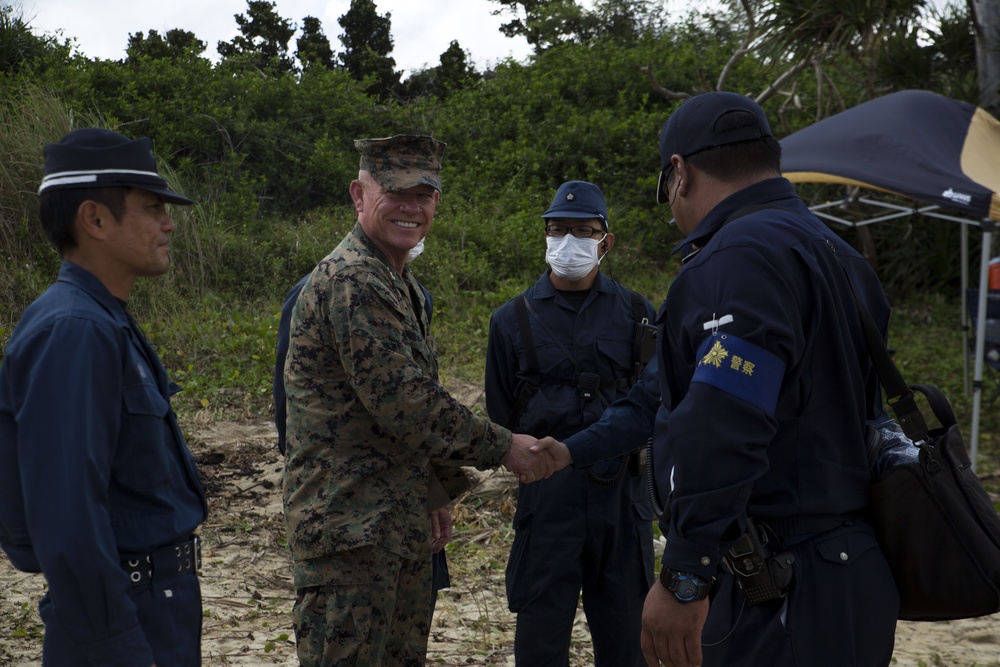 Lt. Gen. Lawrence D. Nicholson visits Abu, Nago City