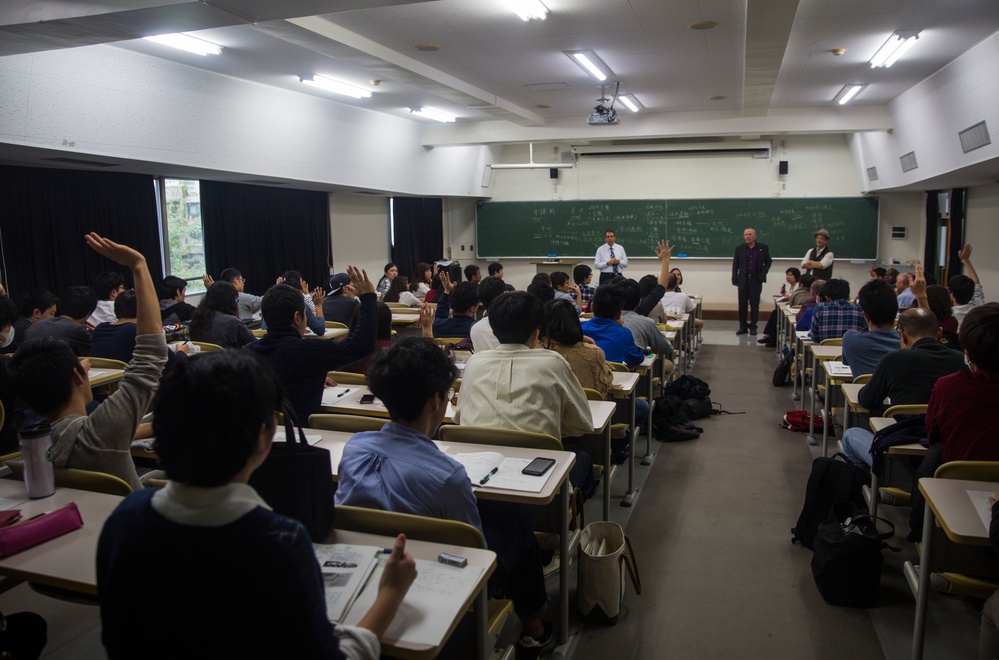 III MEF Commanding General: &quot;Okinawans, I want to hear from you&quot;