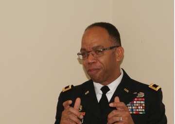 Maj. Gen. Roper Speaks at 4/321st Deactivation