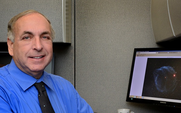 161220-N-YN244-001 Navy Scientist, NAI Fellow