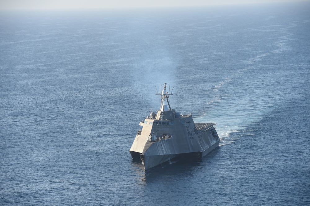 USS Independence (LCS 2) steams off the coast of San Diego