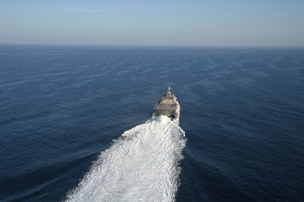 USS Independence (LCS 2) steams off the coast of San Diego