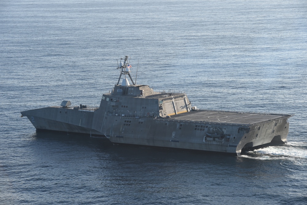 USS Independence (LCS 2) steams off the coast of San Diego