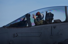 Checkered Flag 17-1: pilot and aircraft integration