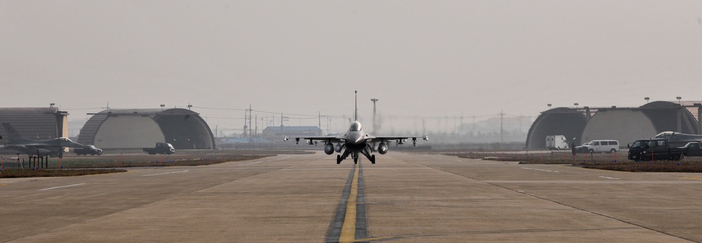 Flightline Taxi