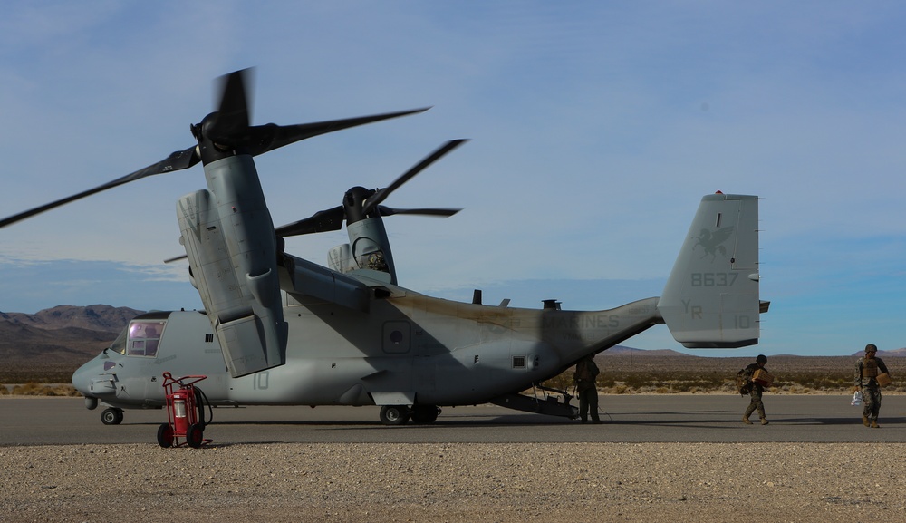 VMM-161 soars toward the 15th MEU