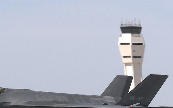 JSF tailhook testing begins at Edwards