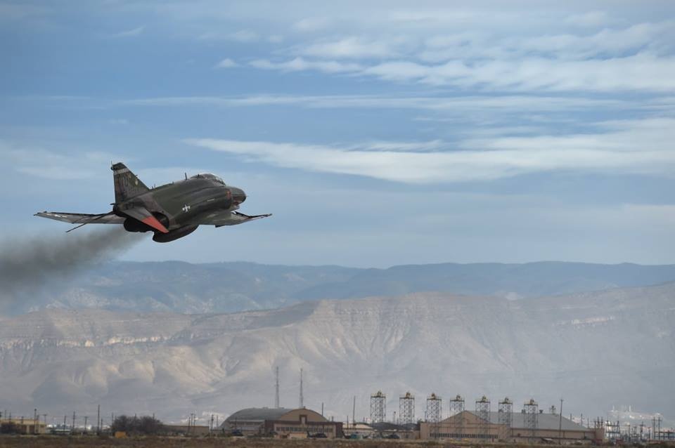 Final flight farewells Phantom