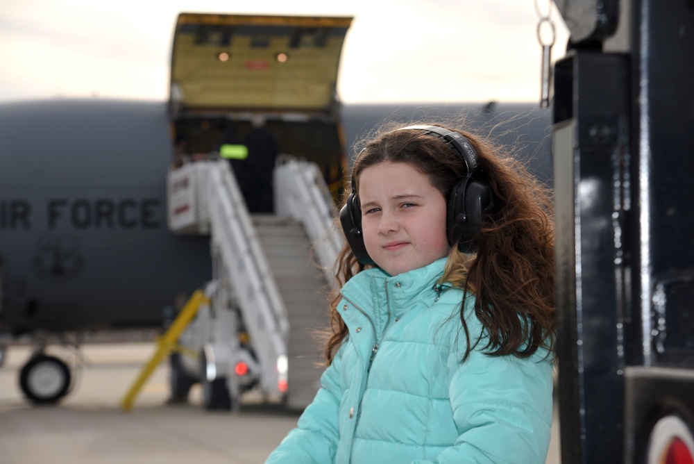 108th Airmen Back Home for the Holidays