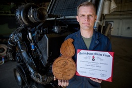 Marine Recieves 2015 GOMA Award