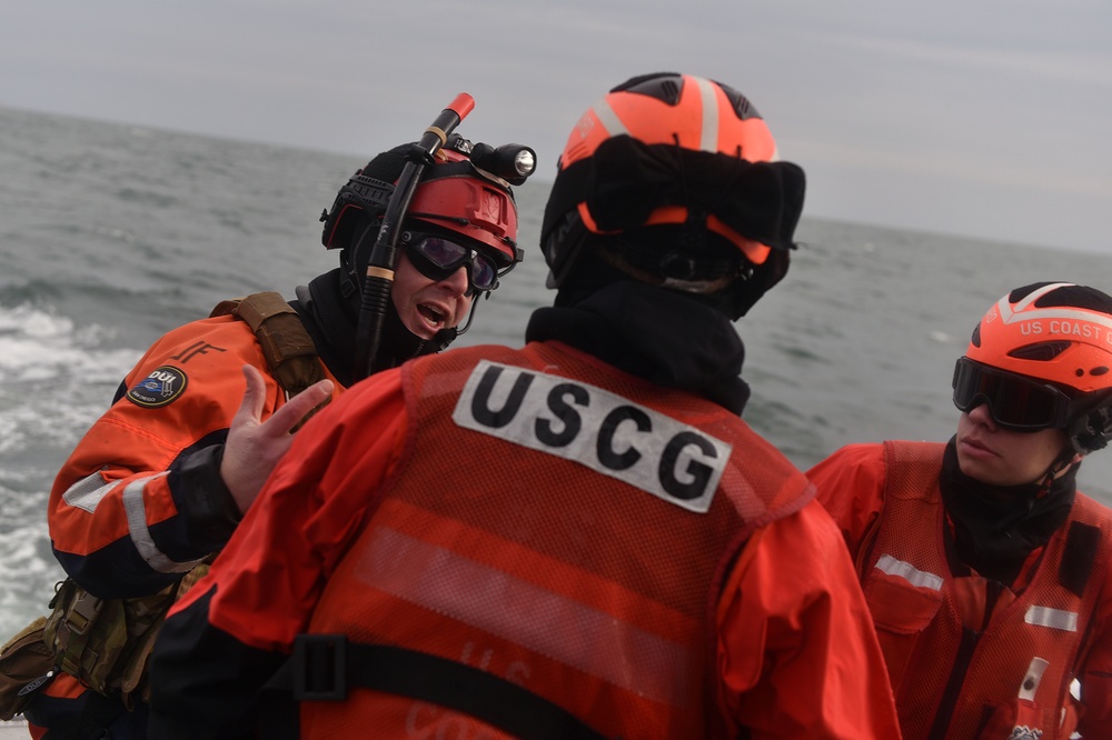 106th Rescue Wing Trains with US Coast Guard