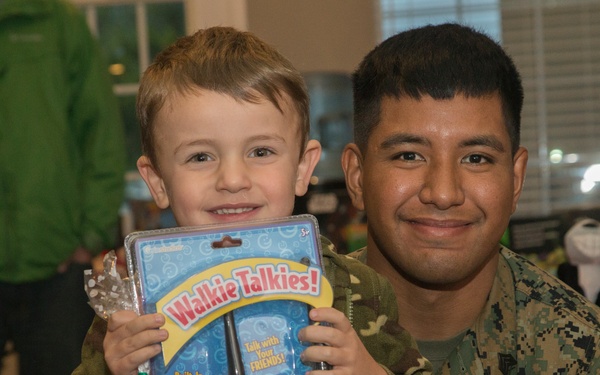 SES Bn Christmas Toy Distribution