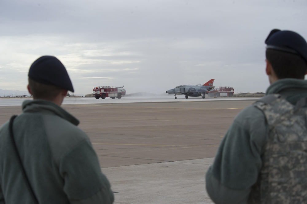 Final Flight farewells Phantom