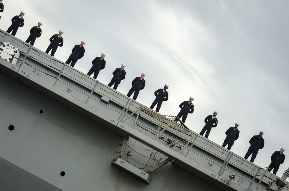 USS San Antonio Homecoming