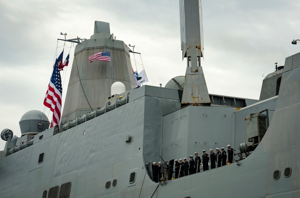 USS San Antonio Homecoming