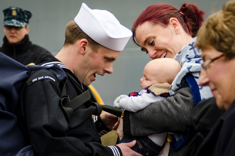 USS San Antonio Homecoming