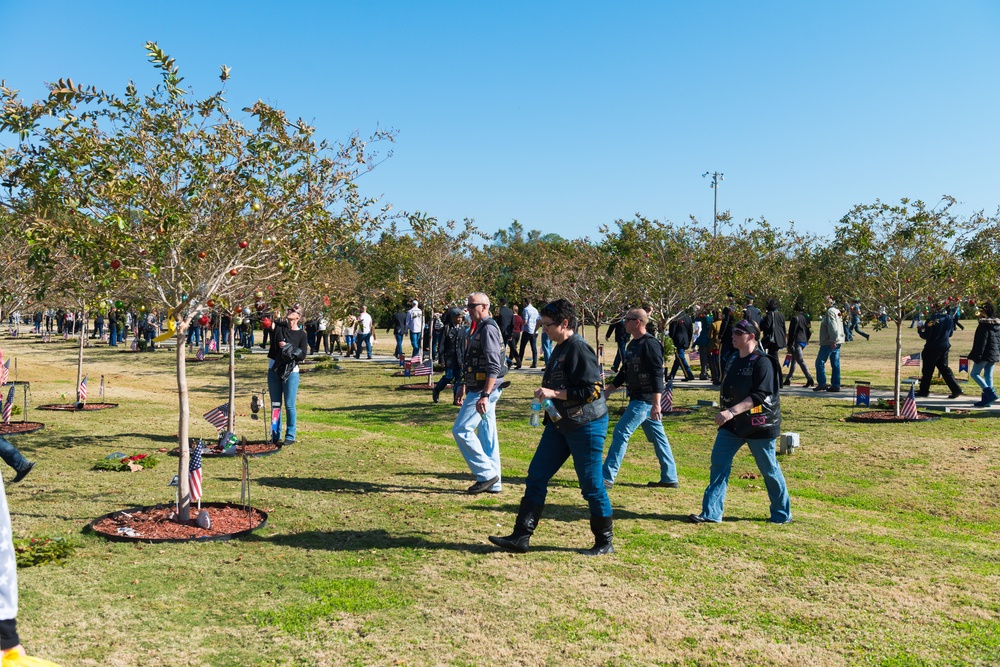 Wreaths for Warriors Walk