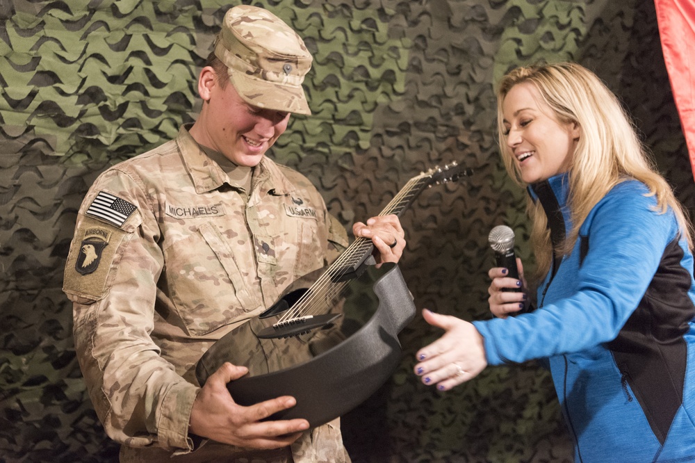 CJCS USO Holiday Tour 2016