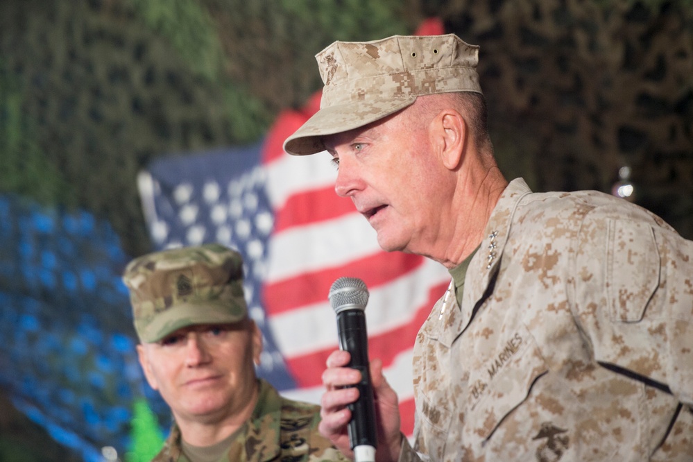 CJCS USO Holiday Tour 2016