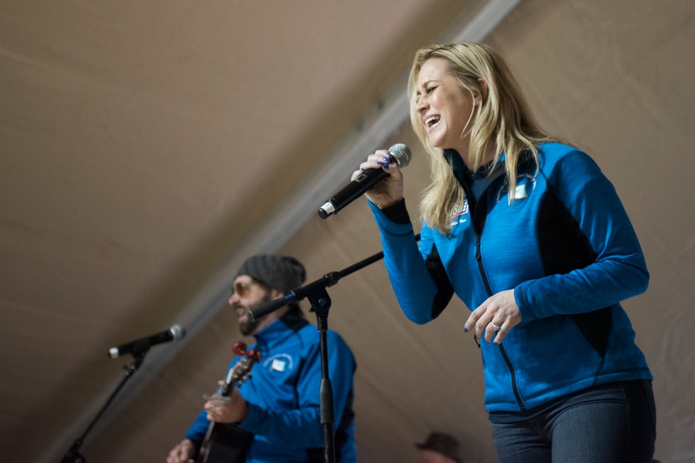 CJCS USO Holiday Tour 2016