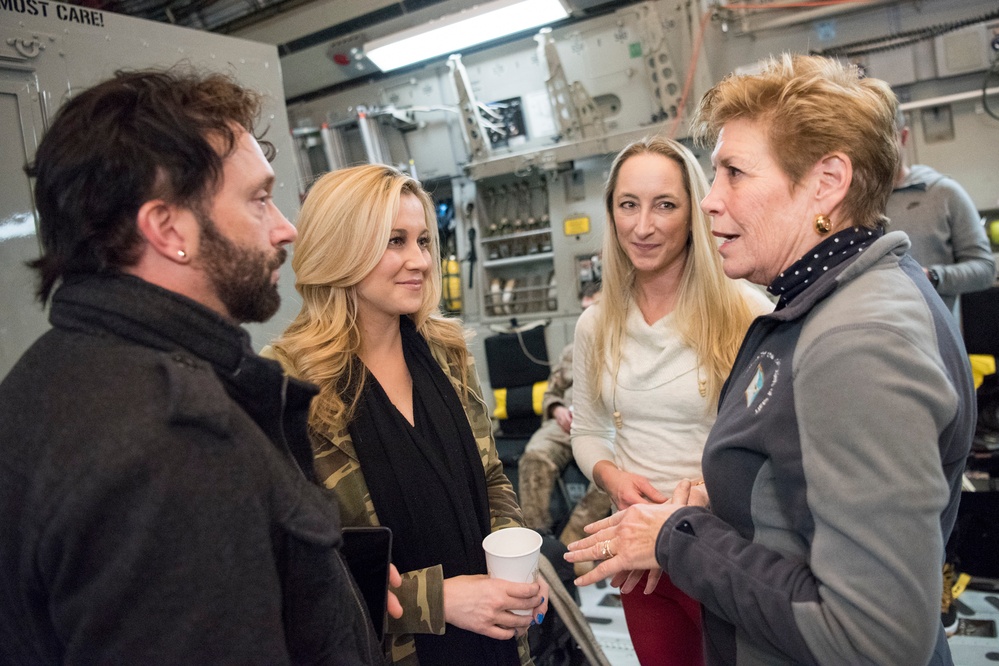 CJCS USO Holiday Tour 2016