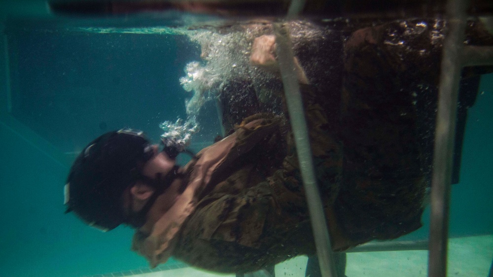 24th Marine Expeditionary Unit Helo Dunker Training