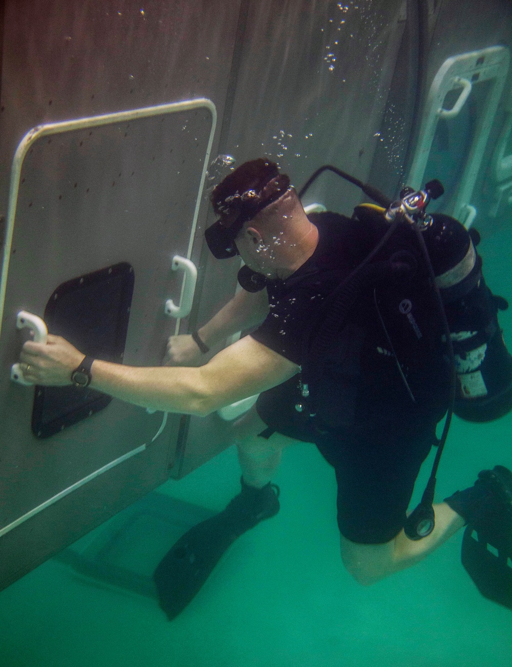 24th Marine Expeditionary Unit Helo Dunker Training