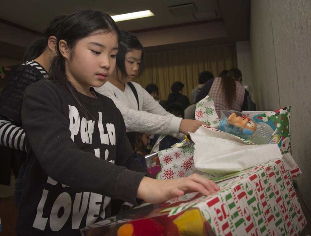 Misawa Airman embraces the gift of giving