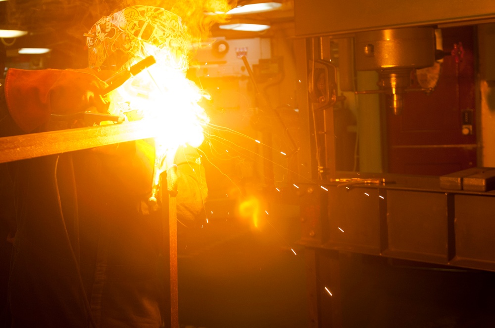 Hull Technician 3rd Class Michael Meneses