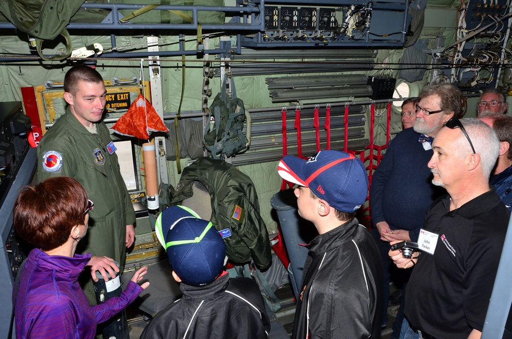 Hurricane Hunters complete week-long awareness tour