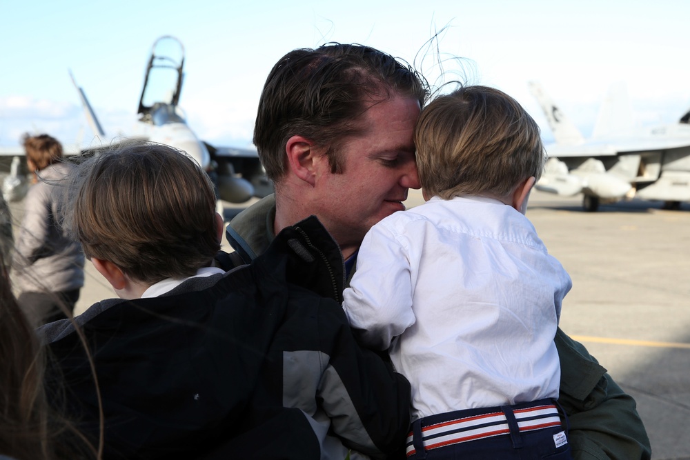 Electronic Attack Squadron 130 returns to Naval Air Station Whidbey Island following deployment