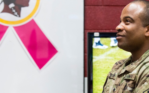 Surprise homecoming of Spc. Leo Watkins Jr.