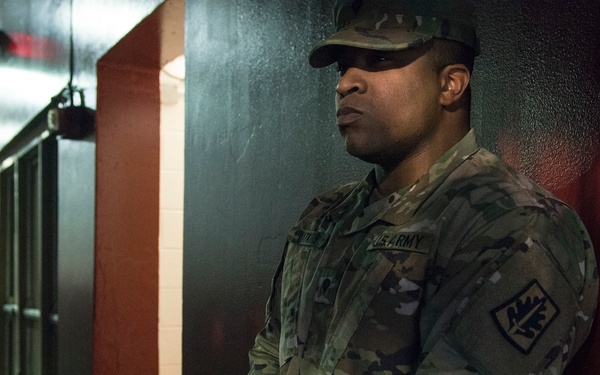 Surprise homecoming of Spc. Leo Watkins Jr.