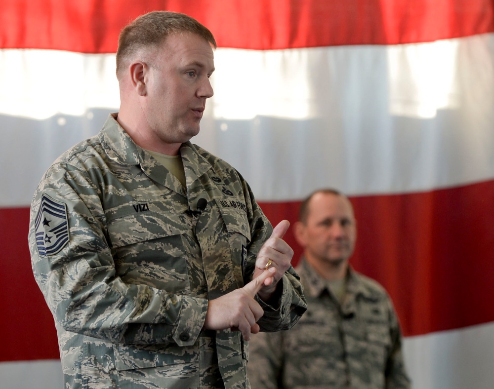 Commander focuses wing on “winning the fight”