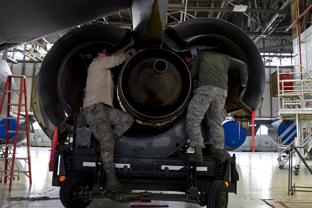 KC-135 undergoes engine change