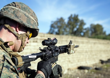 Train like we fight: Marines conduct unique range in Italy