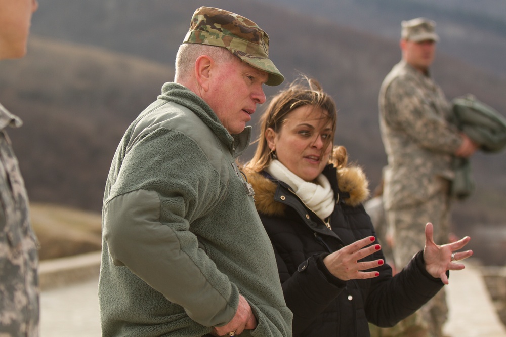 Brig. Gen. tours cultural sites