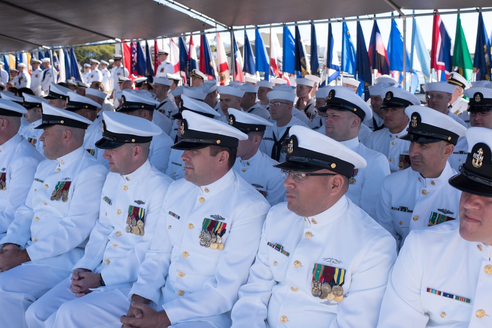 Naval Submarine Training Center holds change of command