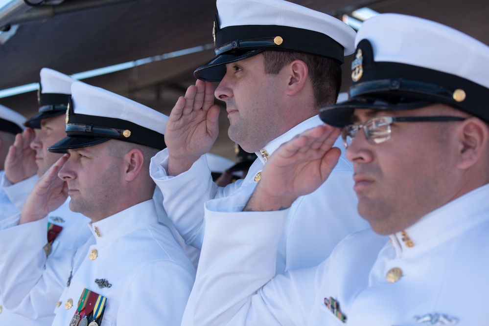 Naval Submarine Training Center holds change of command