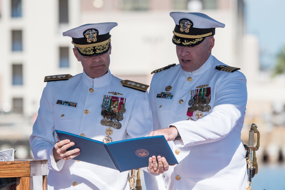 Naval Submarine Training Center holds change of command