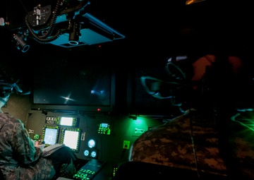 Pilots conduct Apache proficiency training