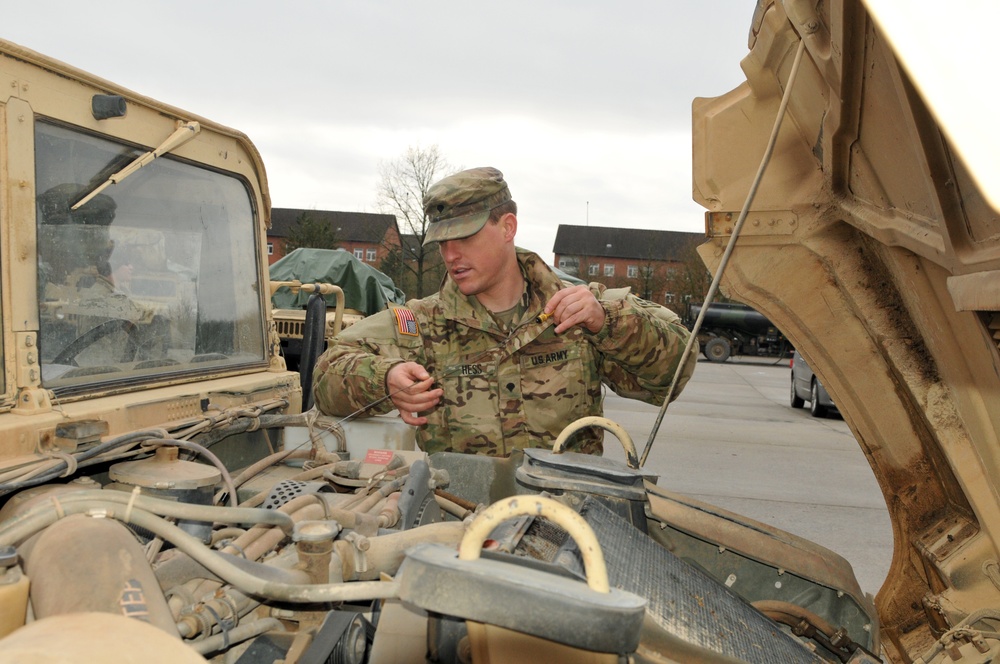 4th ID begins convoy from Germany to Poland