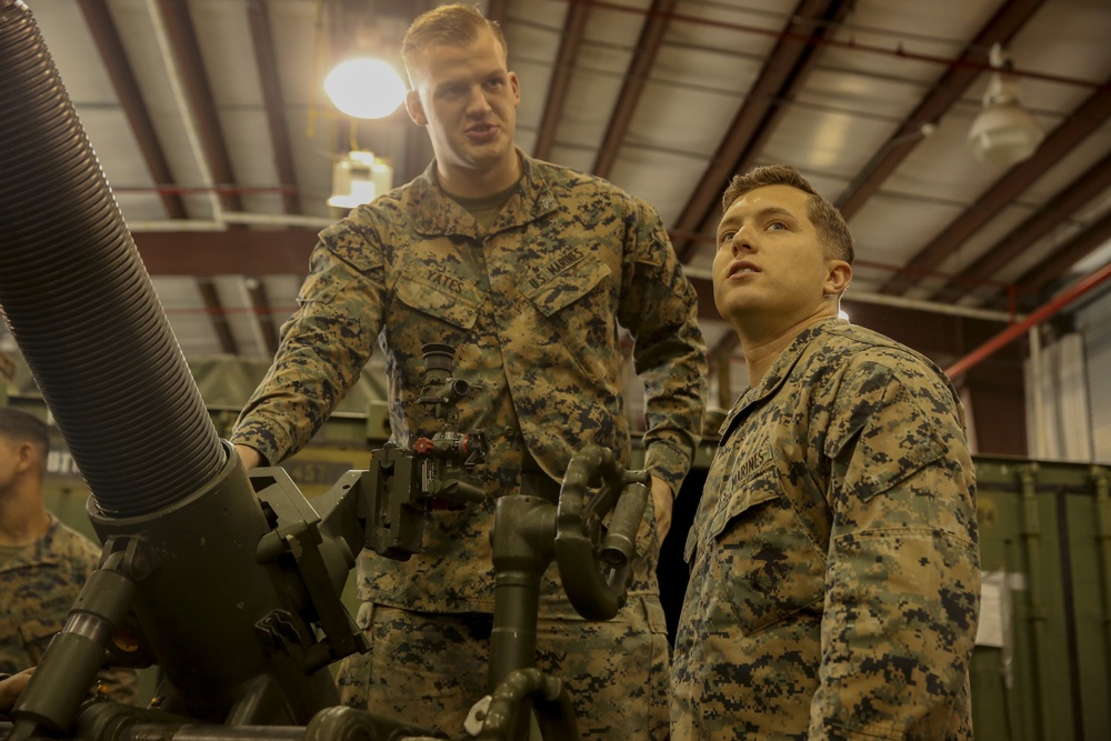 1/10 participates in Reconnaissance, Selection, Occupying Position training